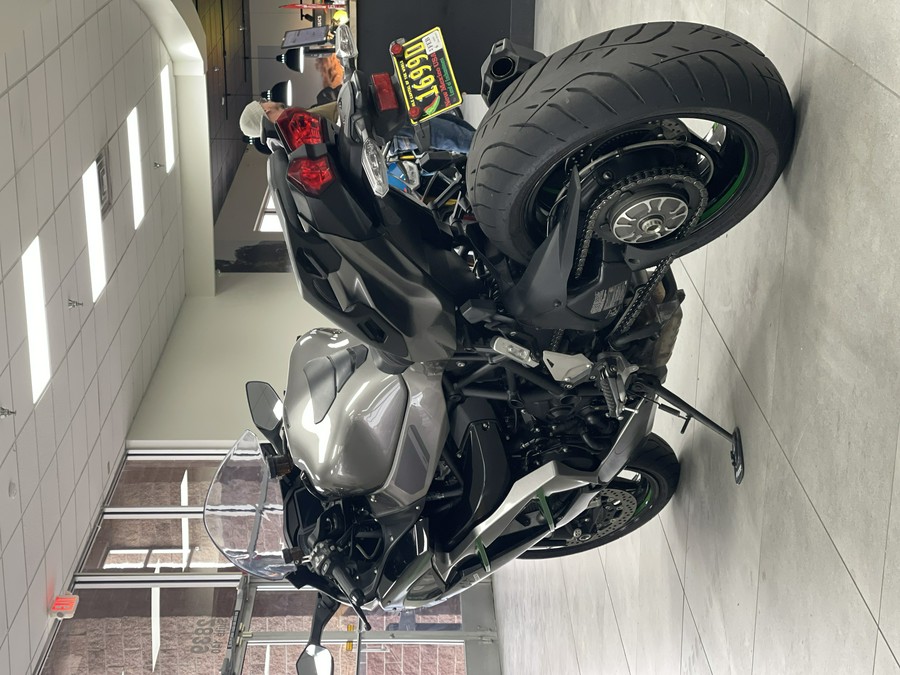 2019 Kawasaki Ninja H2 SX SE+