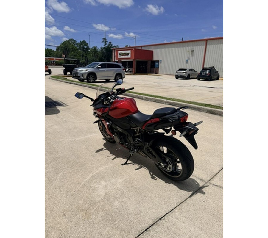 2024 Suzuki GSX-S 1000GT Plus