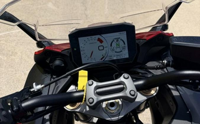 2024 Suzuki GSX-S 1000GT Plus
