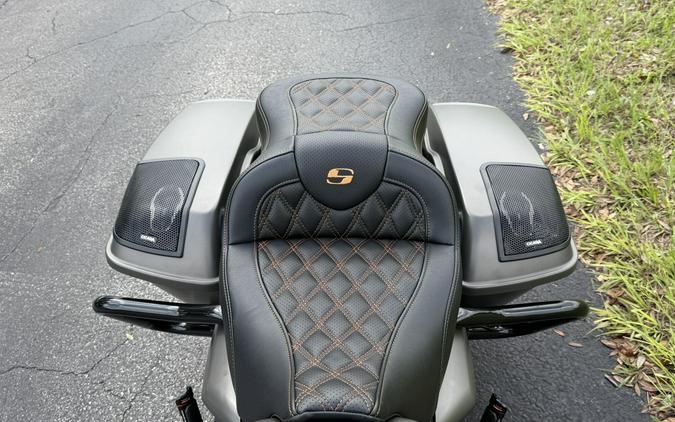 FLHXS 2019 Street Glide Special