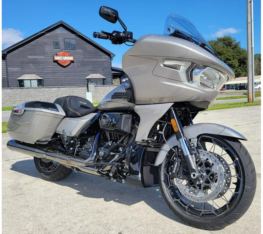 2023 Harley-Davidson® FLTRXSE - CVO™ Road Glide®