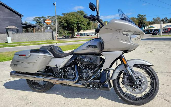 2023 Harley-Davidson® FLTRXSE - CVO™ Road Glide®