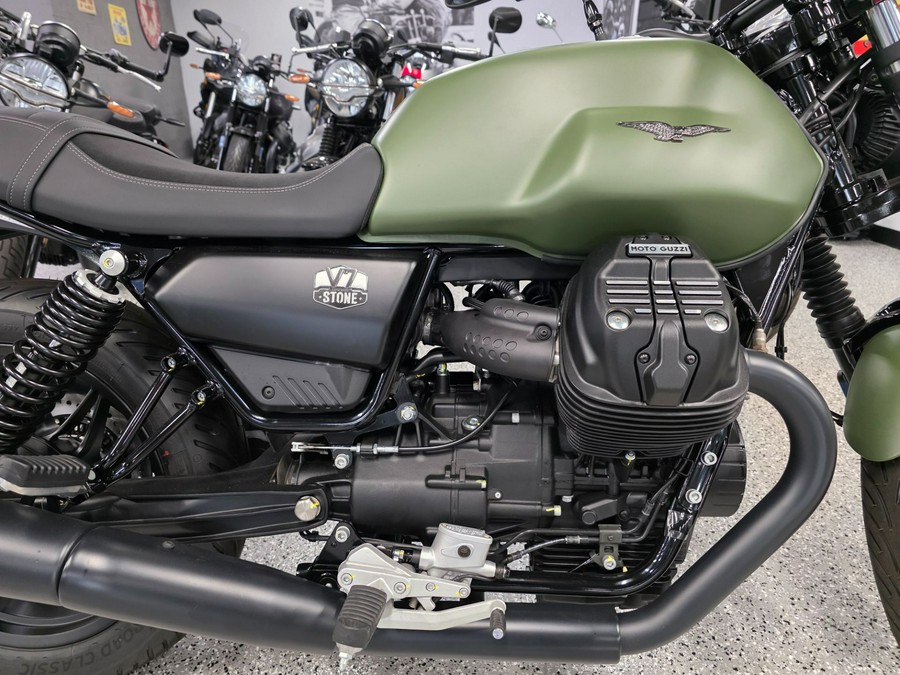 2024 Moto Guzzi V7 Stone