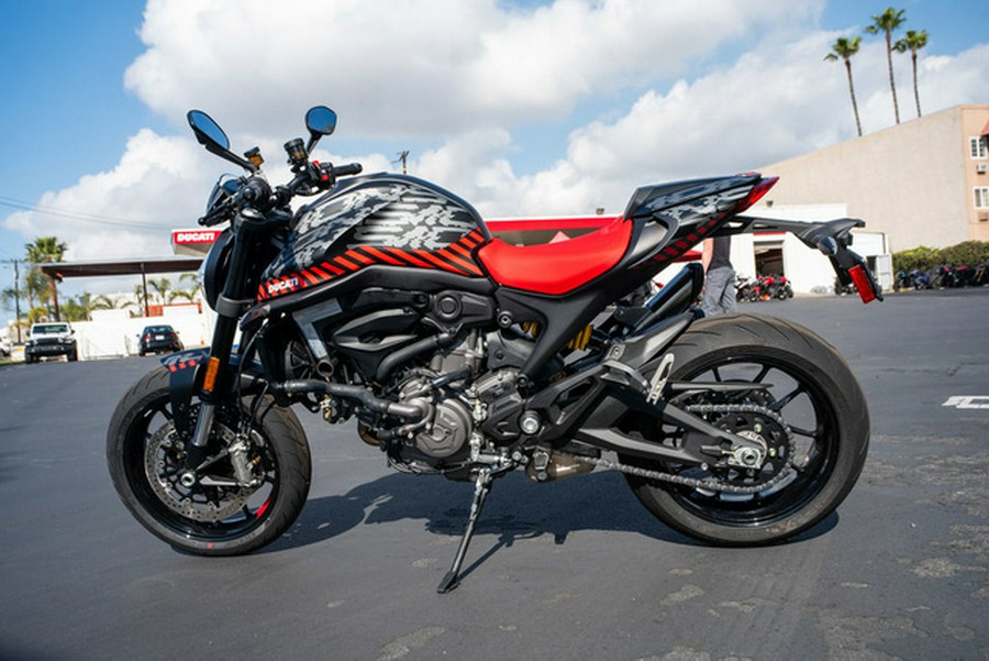 2025 Ducati Monster Plus Pixel AND Iceberg white