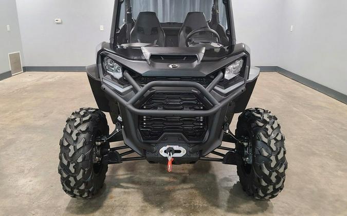 2026 Can-Am Commander XT 700
