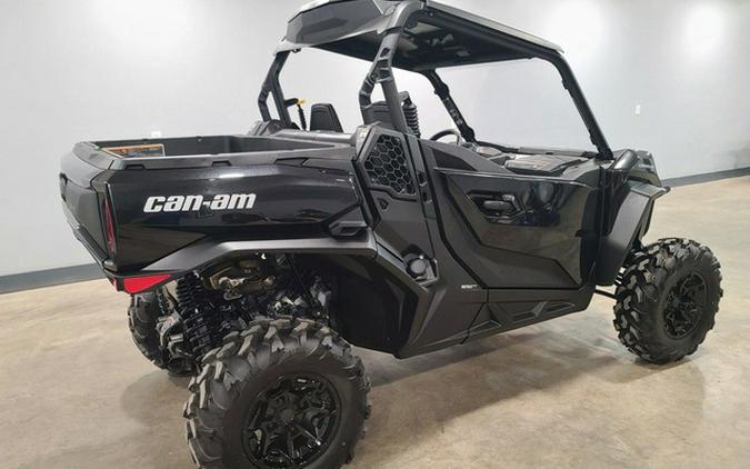 2026 Can-Am Commander XT 700
