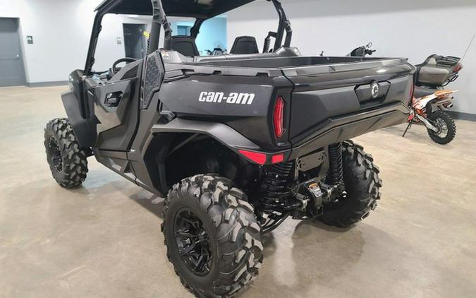 2026 Can-Am Commander XT 700