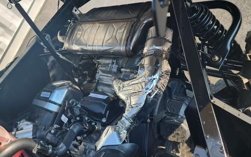 2025 Can-Am® Defender MAX DPS HD10