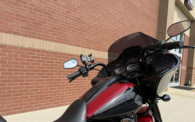 2021 Harley-Davidson® Road Glide® Special Billiard Red/Vivid Black — Black Finish
