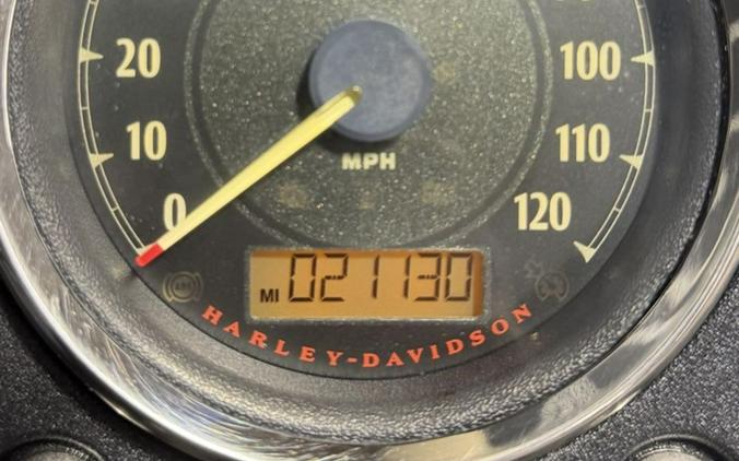 2013 Harley-Davidson® FXDB - Dyna® Street Bob®
