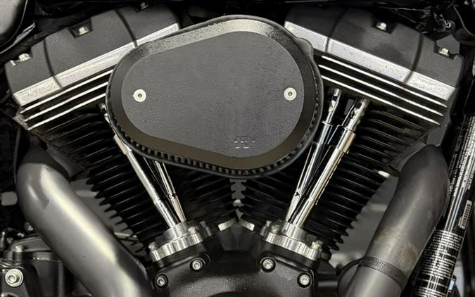 2013 Harley-Davidson® FXDB - Dyna® Street Bob®