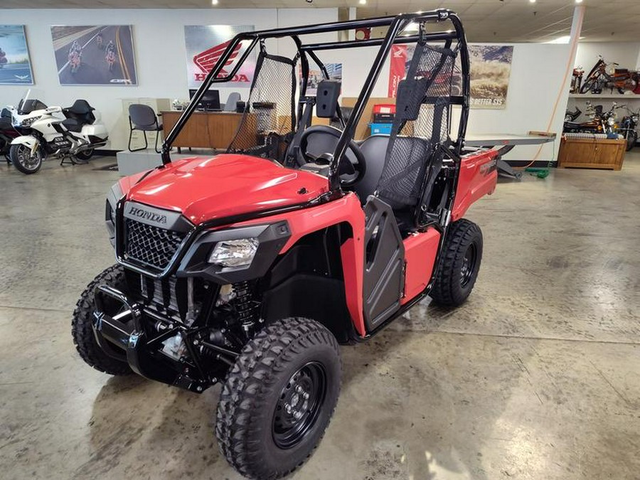 2025 Honda® Pioneer 520