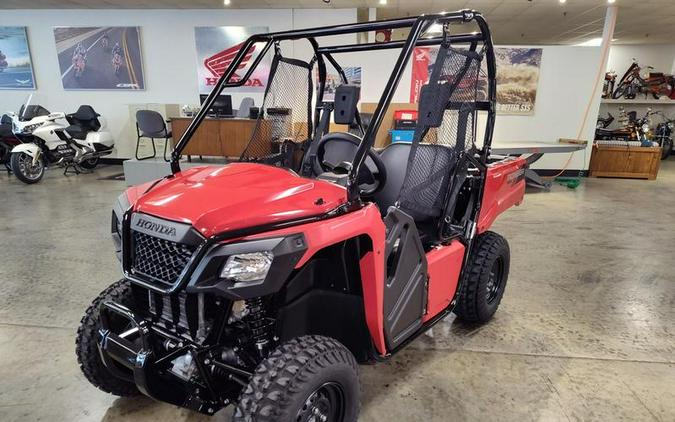 2025 Honda® Pioneer 520