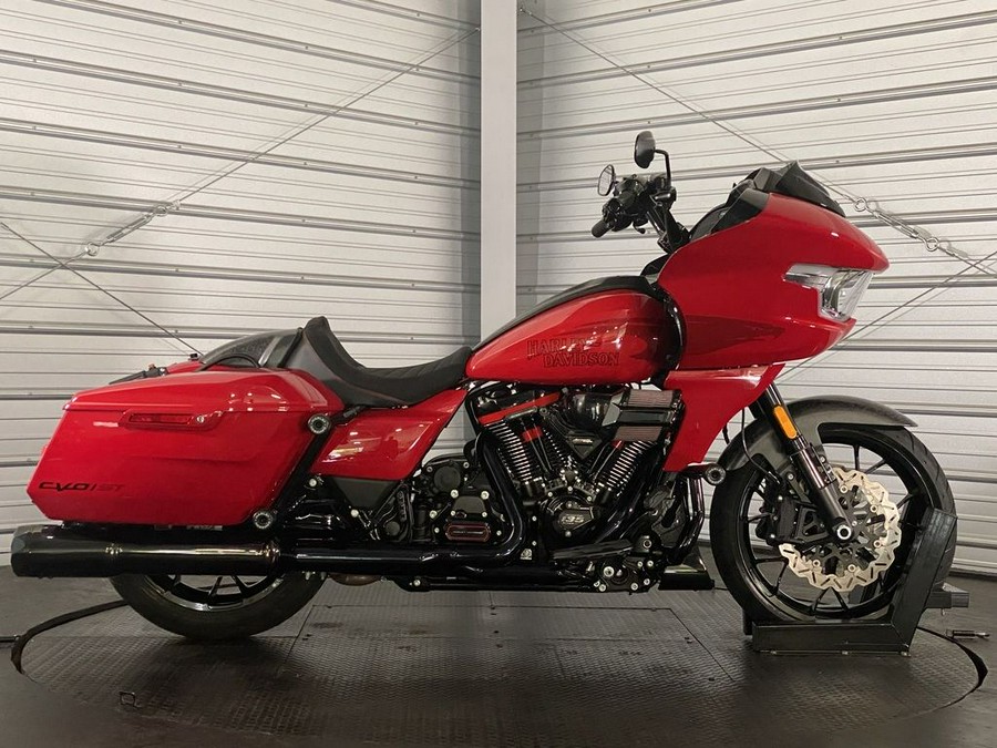 2025 Harley-Davidson® FLTRXSTSE - CVO™ Road Glide® ST