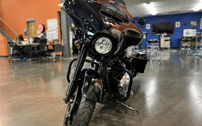 2017 Harley-Davidson Street Glide® Special