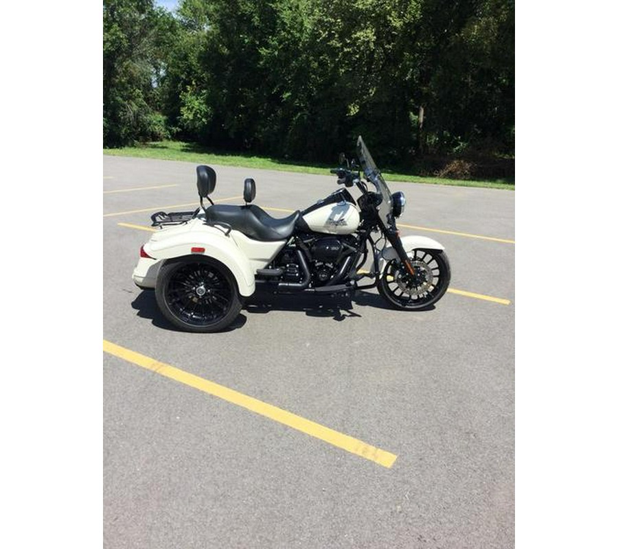 2023 Harley-Davidson® FLRT - Freewheeler®