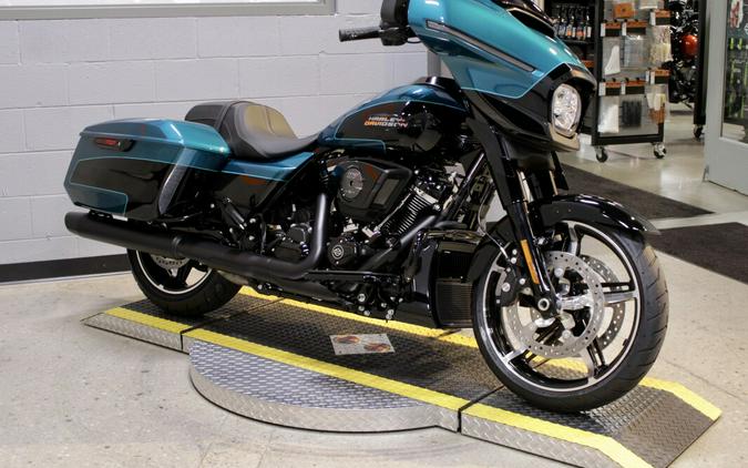 New 2026 Harley-Davidson Street Glide Grand American Touring FLHX Motorcycle For Sale In Columbus, OH