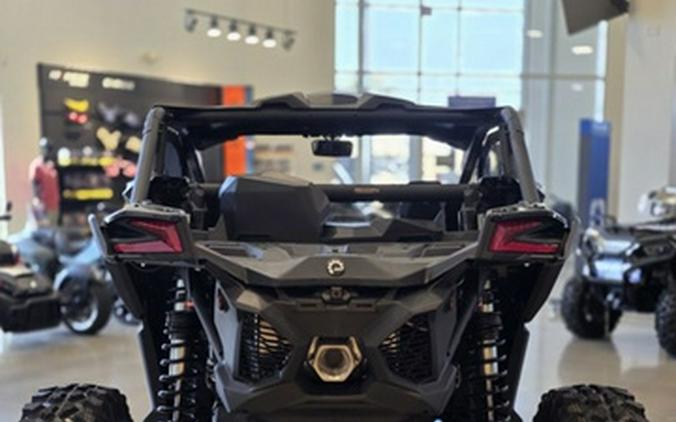 2027 Can-Am Maverick X3 X rs with Smart-Shox