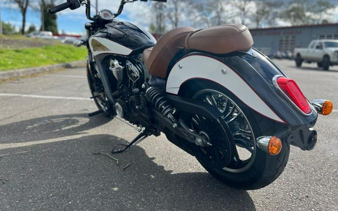 2018 Indian Motorcycle® Scout® Icon ABS Thunder Black/White/Red Pinstripe