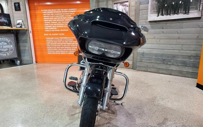 2017 Harley-Davidson® FLTRX - Road Glide®