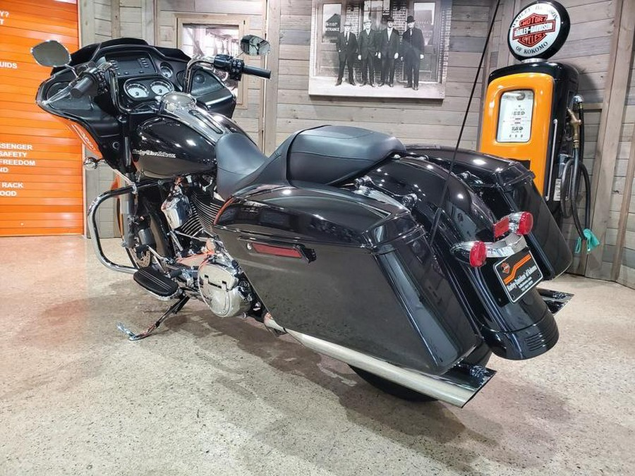 2017 Harley-Davidson® FLTRX - Road Glide®