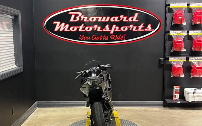 2024 Kawasaki EX500GRFAN