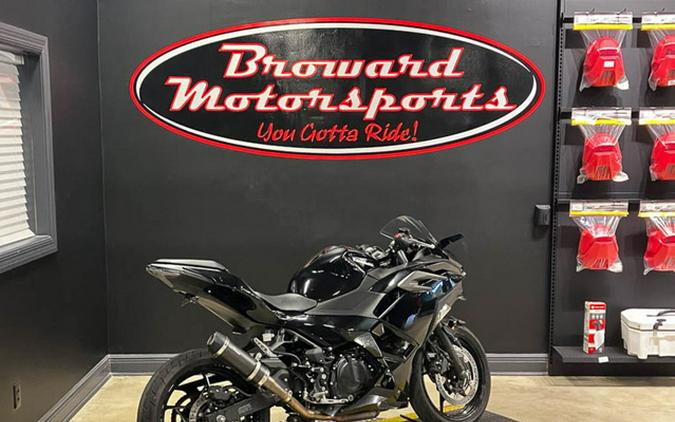 2024 Kawasaki EX500GRFAN