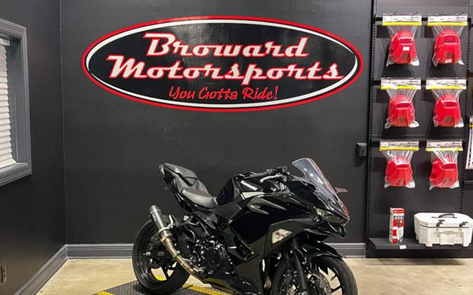 2024 Kawasaki EX500GRFAN