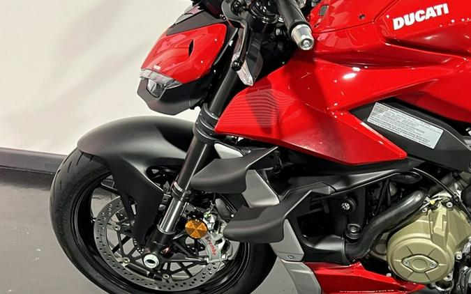 2021 Ducati Streetfighter V4 Ducati Red