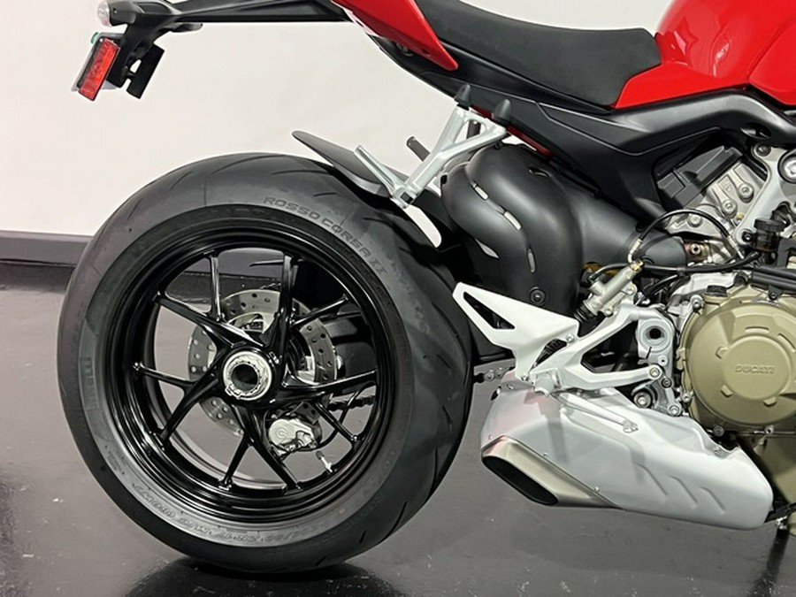 2021 Ducati Streetfighter V4 Ducati Red