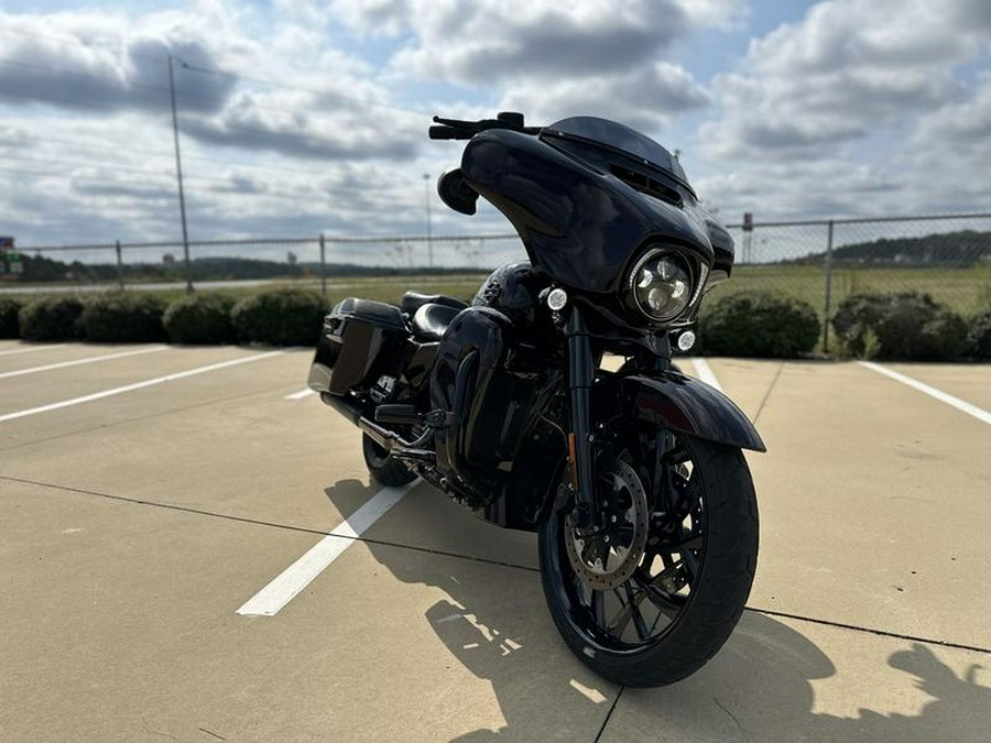 2019 Harley-Davidson® FLHXSE - CVO™ Street Glide®