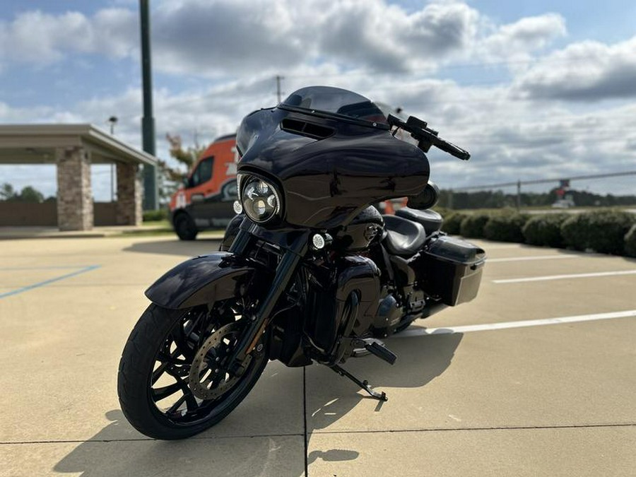 2019 Harley-Davidson® FLHXSE - CVO™ Street Glide®