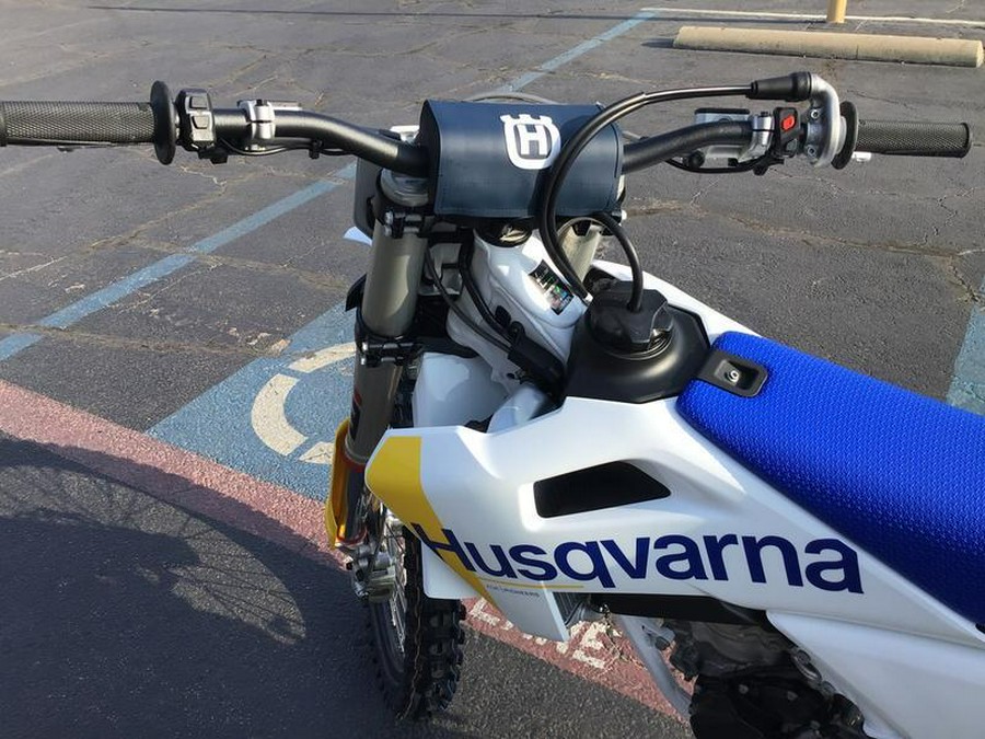 2027 HUSQVARNA FC 350