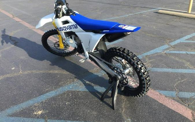 2027 HUSQVARNA FC 350