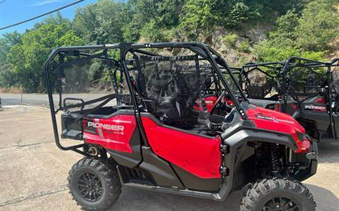 2024 Honda Pioneer 1000-5 Deluxe