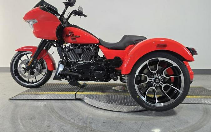 2026 Harley-Davidson® FLTRT - Road Glide® 3