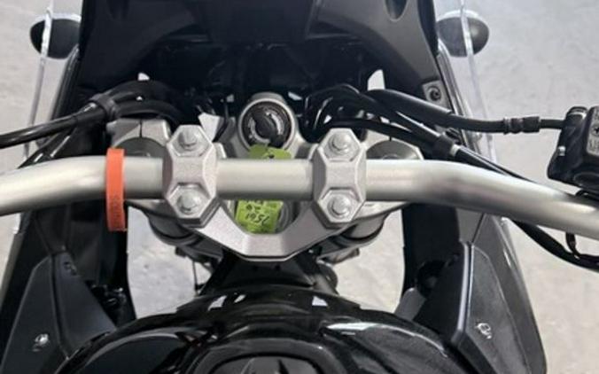 2026 Kawasaki KLE®500 ABS