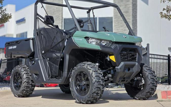2027 Can-Am Defender DPS HD9 Compass Green