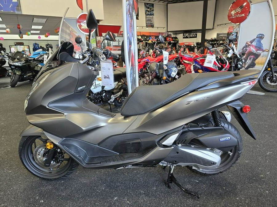 2023 Honda® PCX