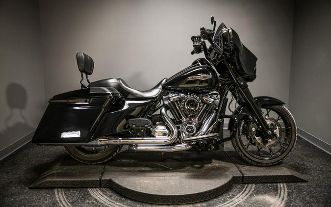 2022 Harley-Davidson Street Glide