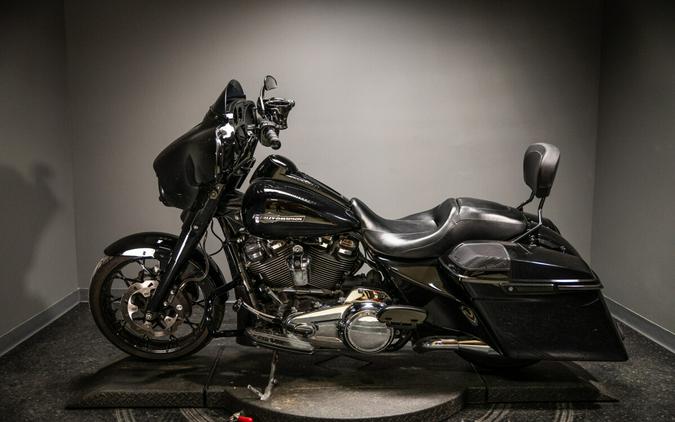 2022 Harley-Davidson Street Glide