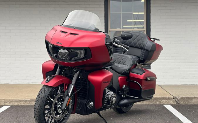 2025 Indian Motorcycle Pursuit® Dark Horse® with 112