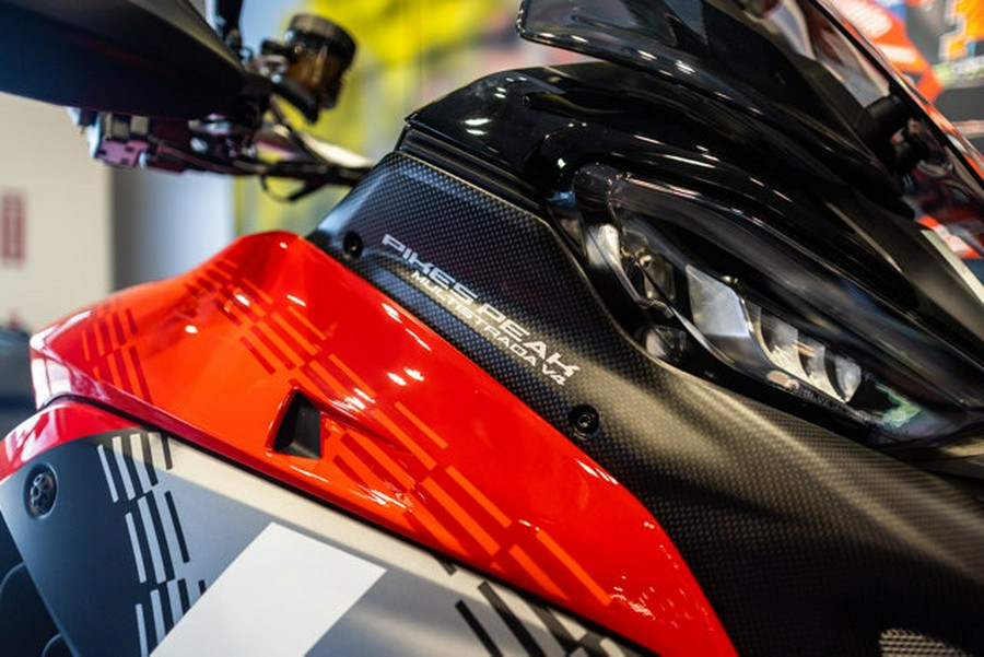 2026 Ducati MULTISTRADA V4 PIKES PEAK