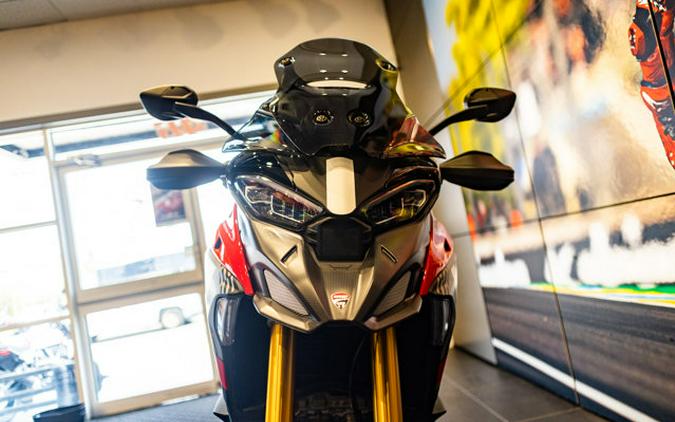 2026 Ducati MULTISTRADA V4 PIKES PEAK