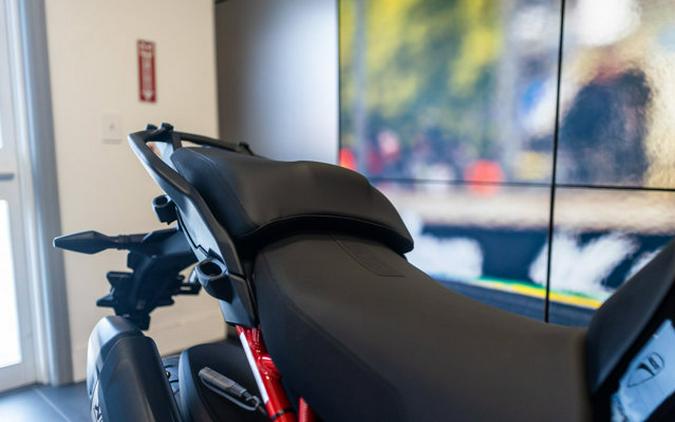 2026 Ducati MULTISTRADA V4 PIKES PEAK