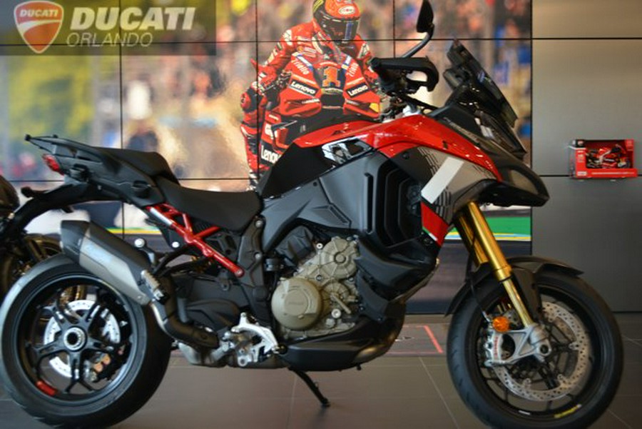 2026 Ducati MULTISTRADA V4 PIKES PEAK
