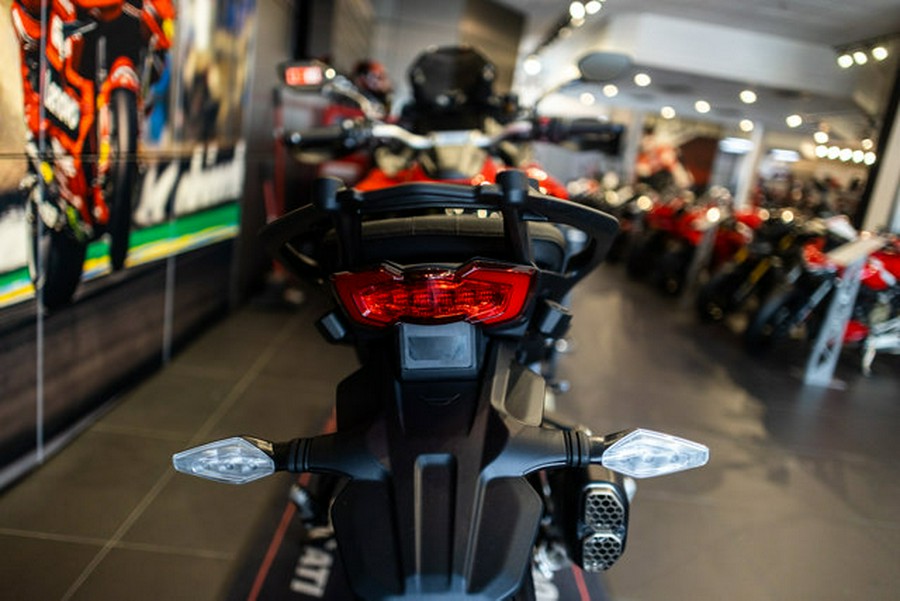 2026 Ducati MULTISTRADA V4 PIKES PEAK