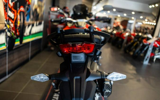 2026 Ducati MULTISTRADA V4 PIKES PEAK