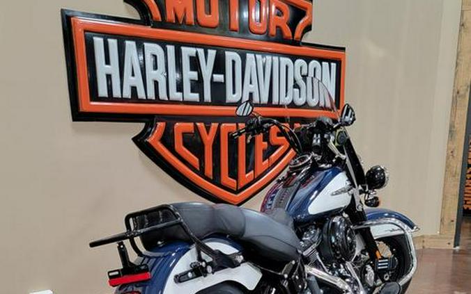 2019 Harley-Davidson® FLHC - Softail® Heritage Classic