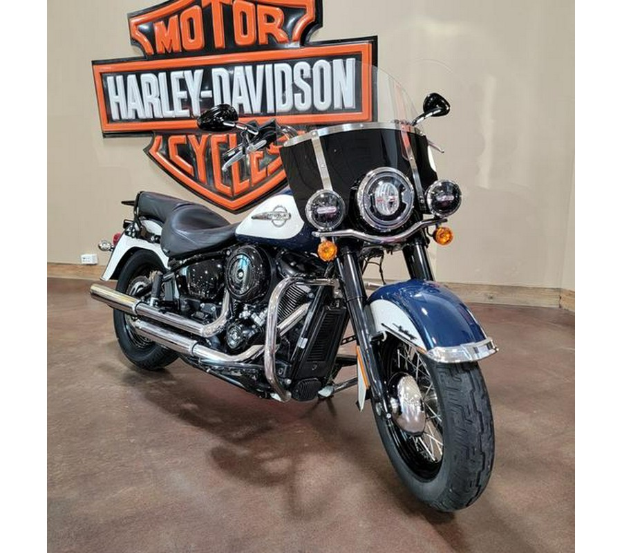 2019 Harley-Davidson® FLHC - Softail® Heritage Classic